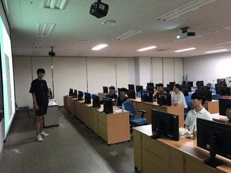 7월 11일 첫 세미나 진행