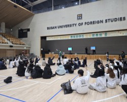 부산외대, ‘PSC 자유지성 올림피아드: 지식운동회’ 성료