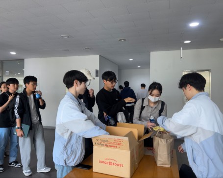 2024학년도 국제학부 외교전공 중간고사 간식 행사