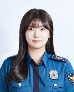 윤수현 선배님 : 경찰관