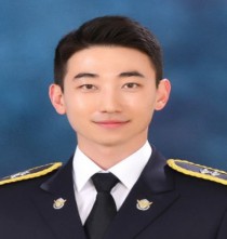 정유찬 선배님 : 해양 경찰관