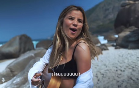 GIULIA BE - menina solta (video)