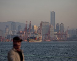 [중국학부 김동하교수 인터뷰] South Korea vows action on falling China exports after posting record trade deficit in August